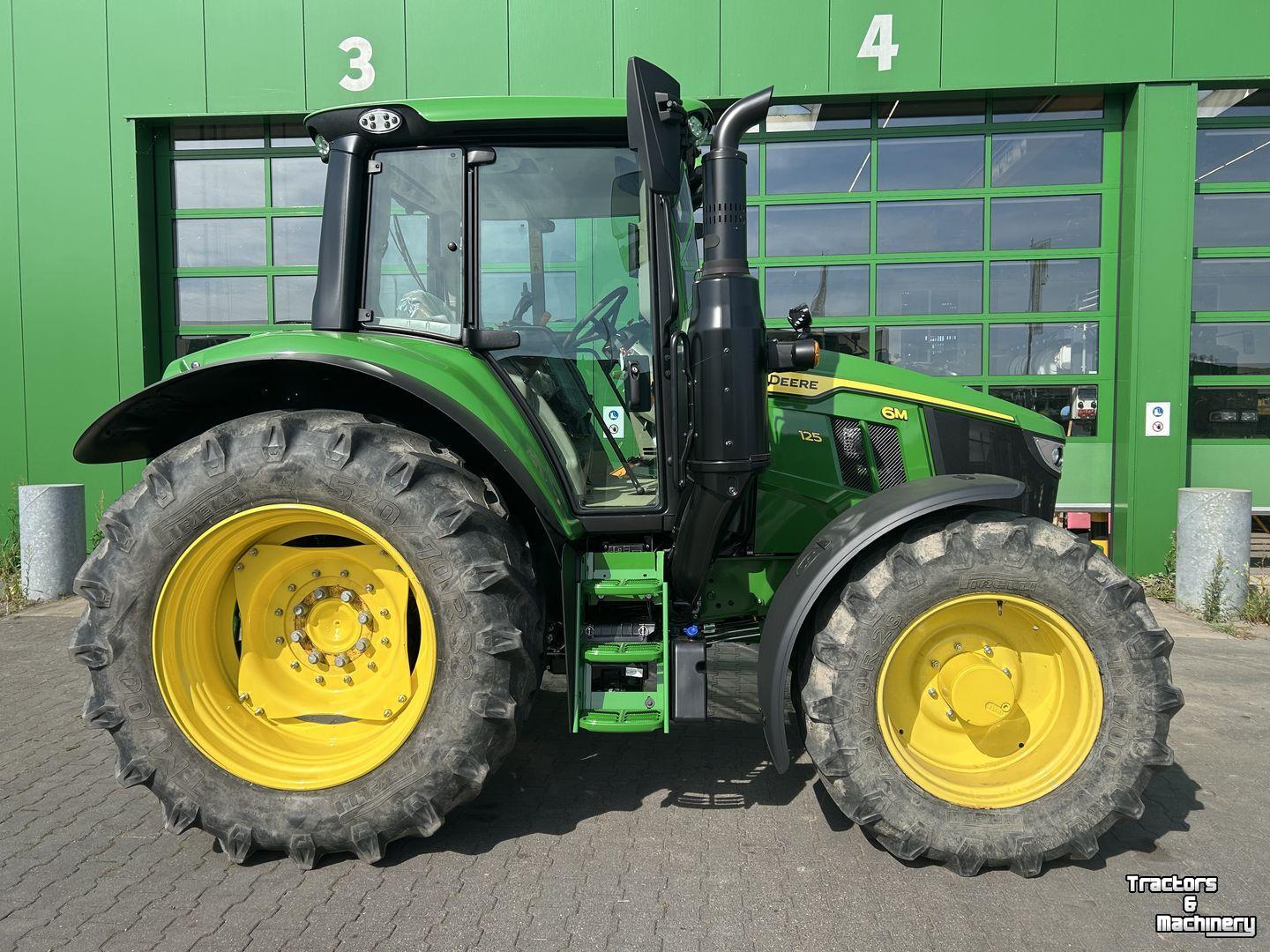Tractor John Deere 6M 125
