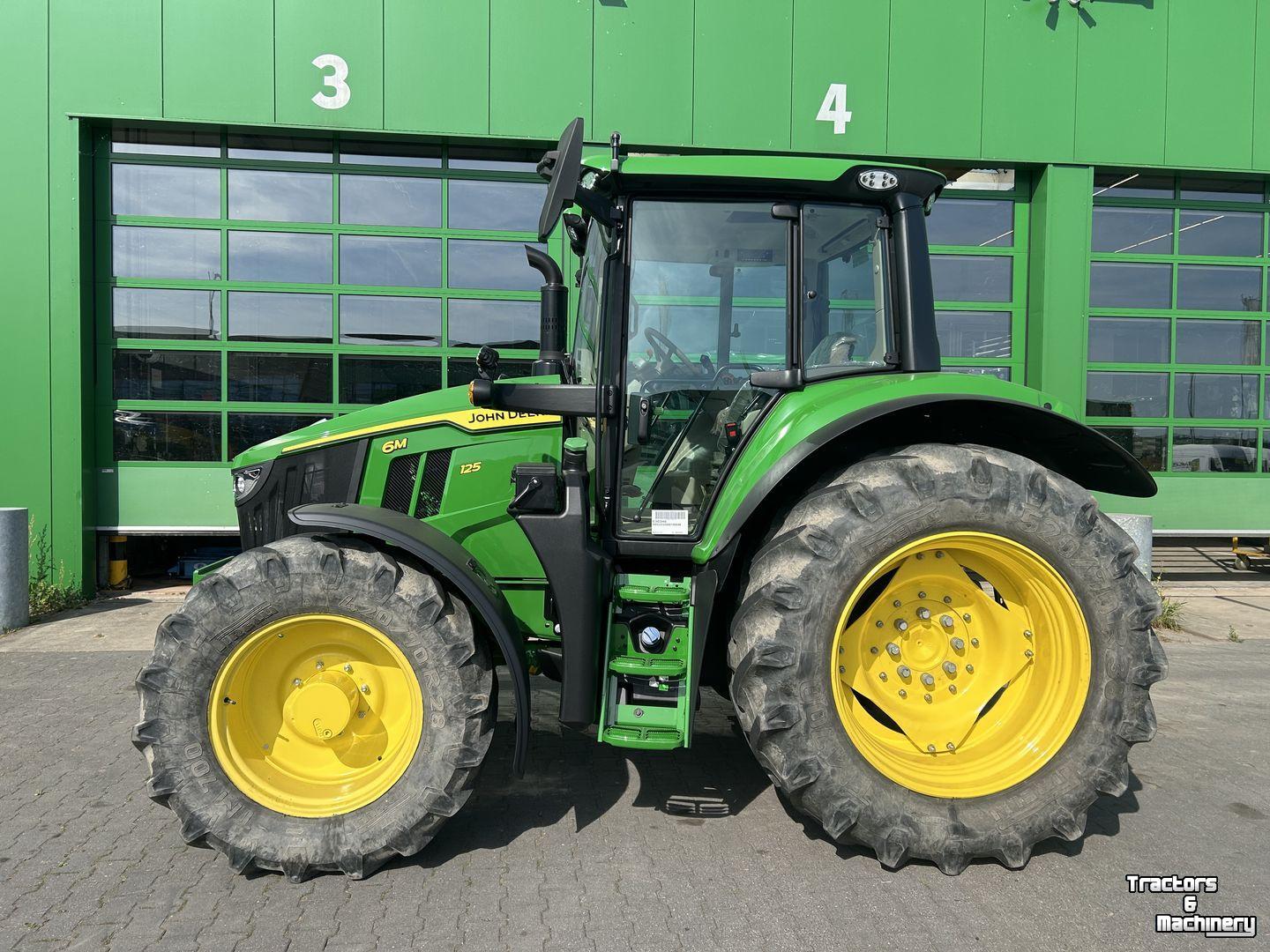 Tractor John Deere 6M 125
