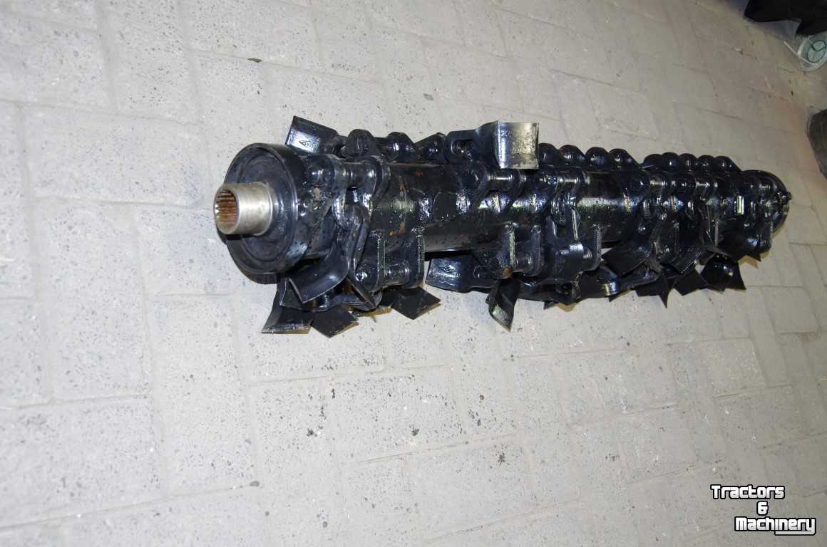 Diverse new spare-parts Maschio Klepelas 1.2 Mtr voor Armklepelmaaier