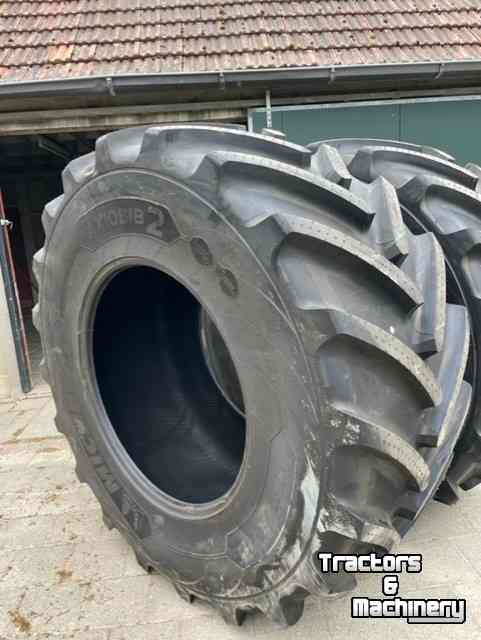 Wheels, Tyres, Rims & Dual spacers Michelin 900/60R42 AXIOBIB 2 VF NIEUW !!