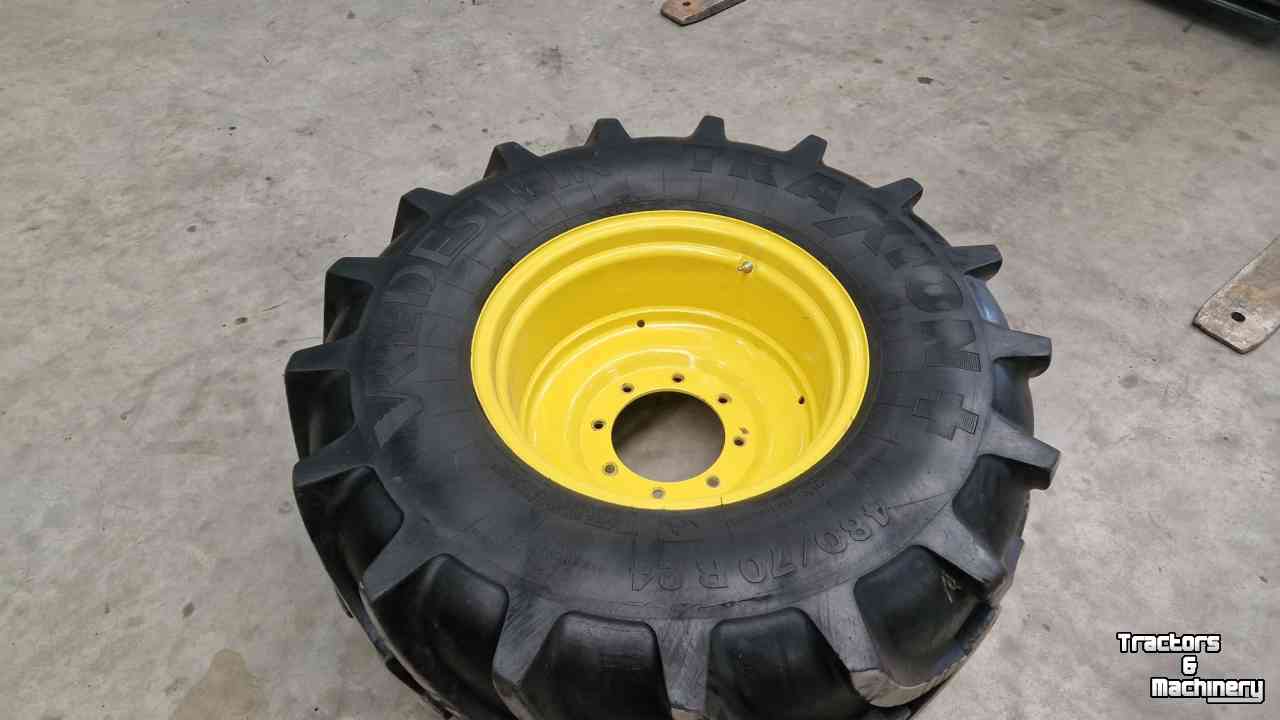 Wheels, Tyres, Rims & Dual spacers Vredestein 580/70R38-----480/70R24