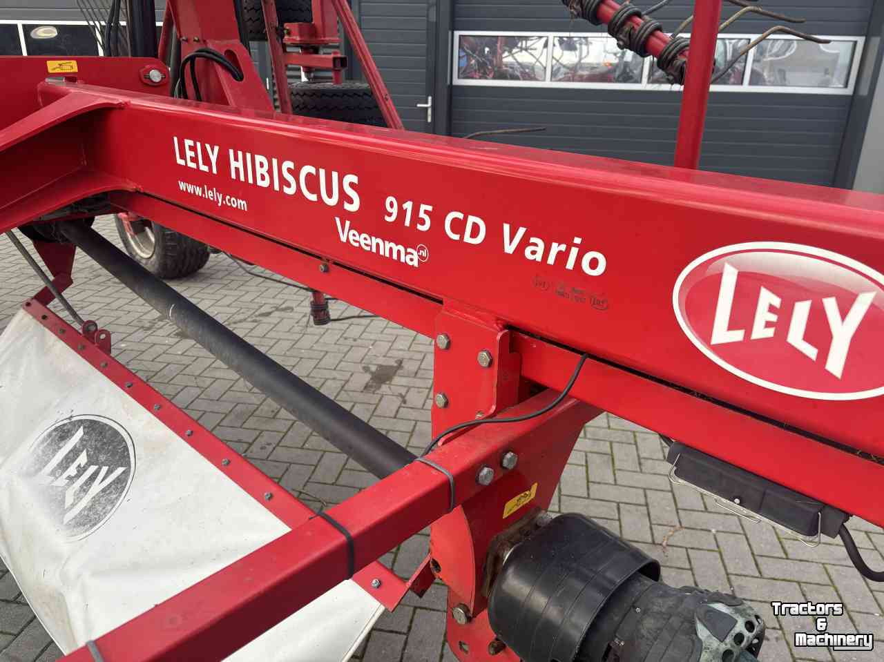 Rake Lely Hibiscus 915CD Vario