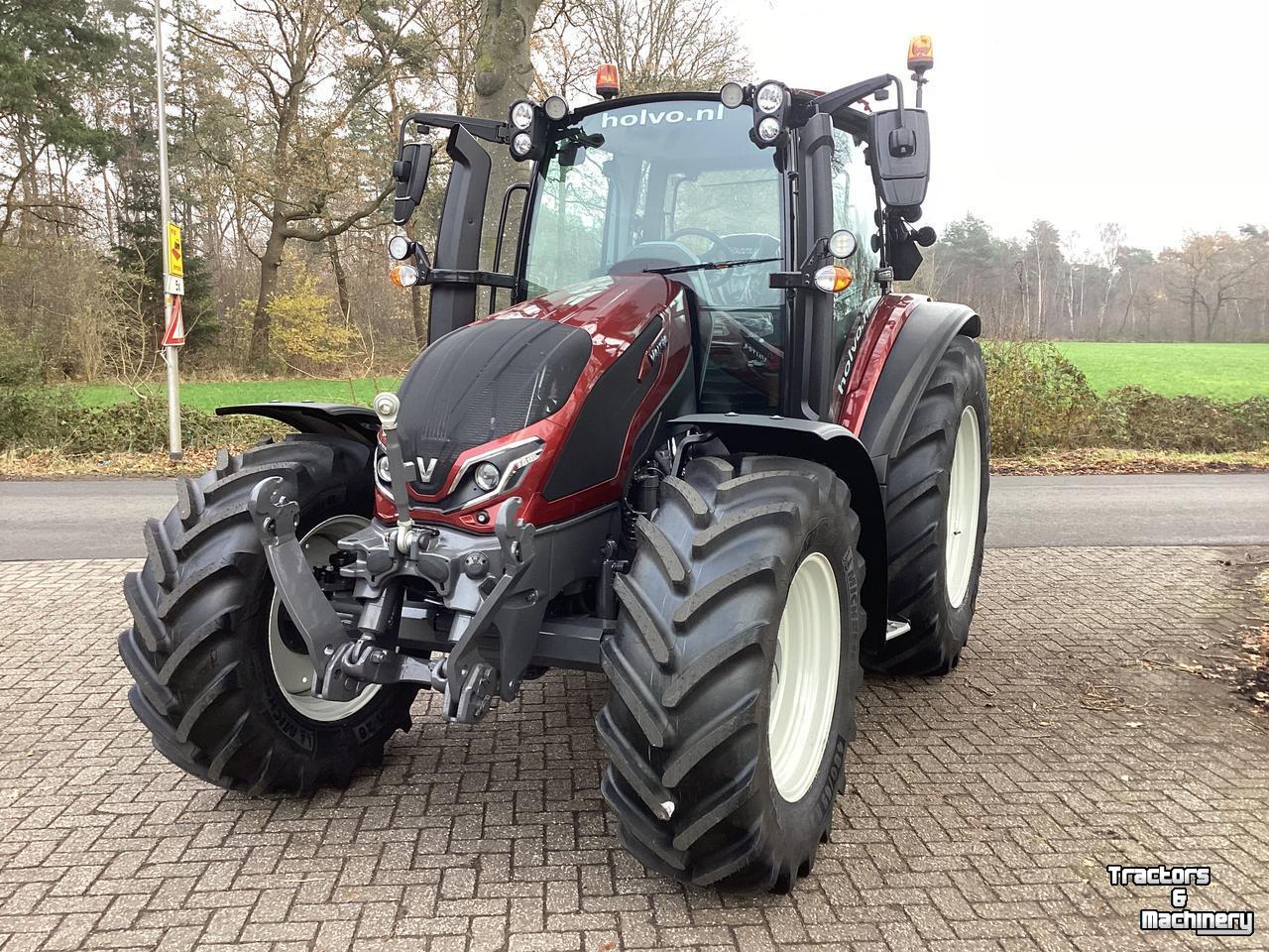 Tractor Valtra G125