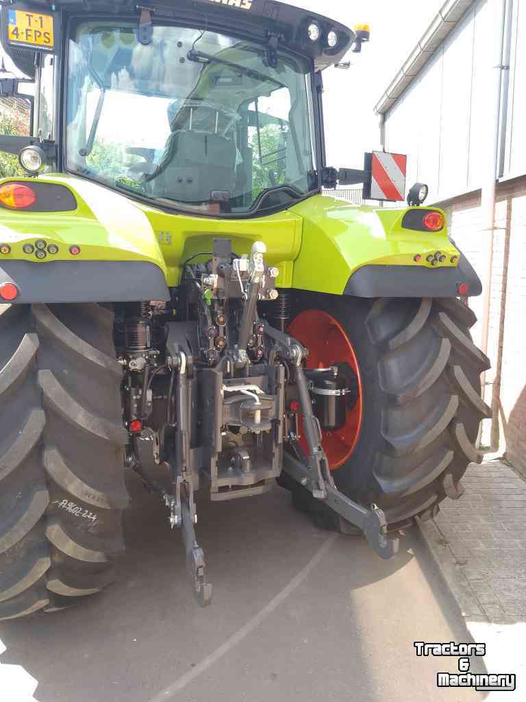 Tractors Claas Arion 530 Cis+
