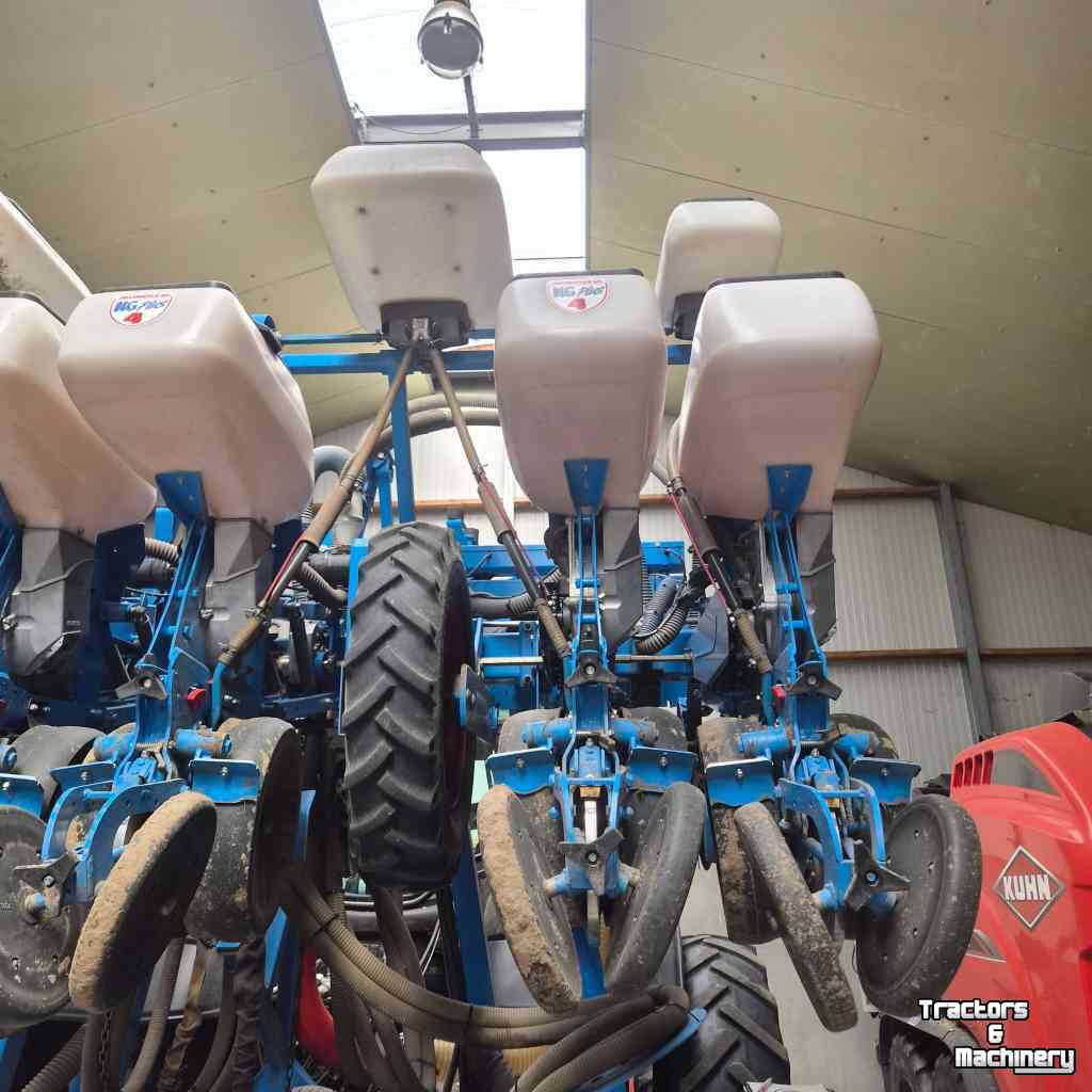 Seed drill Monosem Maïszaaimachine NG4 Plus 12 rijen