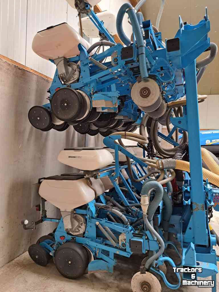 Seed drill Monosem Maïszaaimachine NG4 Plus 12 rijen
