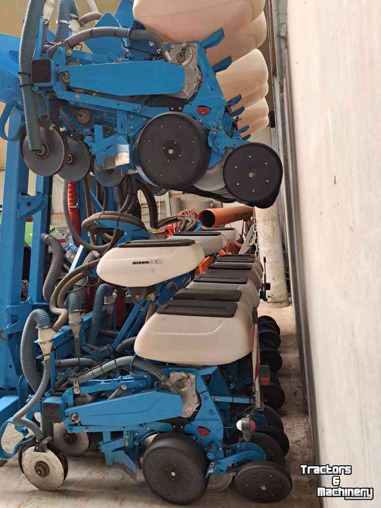 Seed drill Monosem Maïszaaimachine NG4 Plus 12 rijen