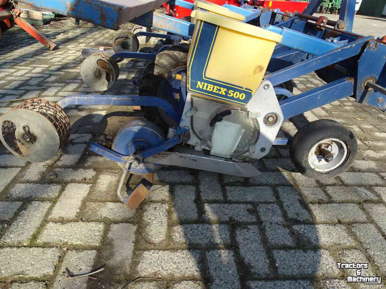 Vegetable- / Precision-seed drill  Nibex 500 Wortelzaaier / Lepelzaaier 4x75 cm
