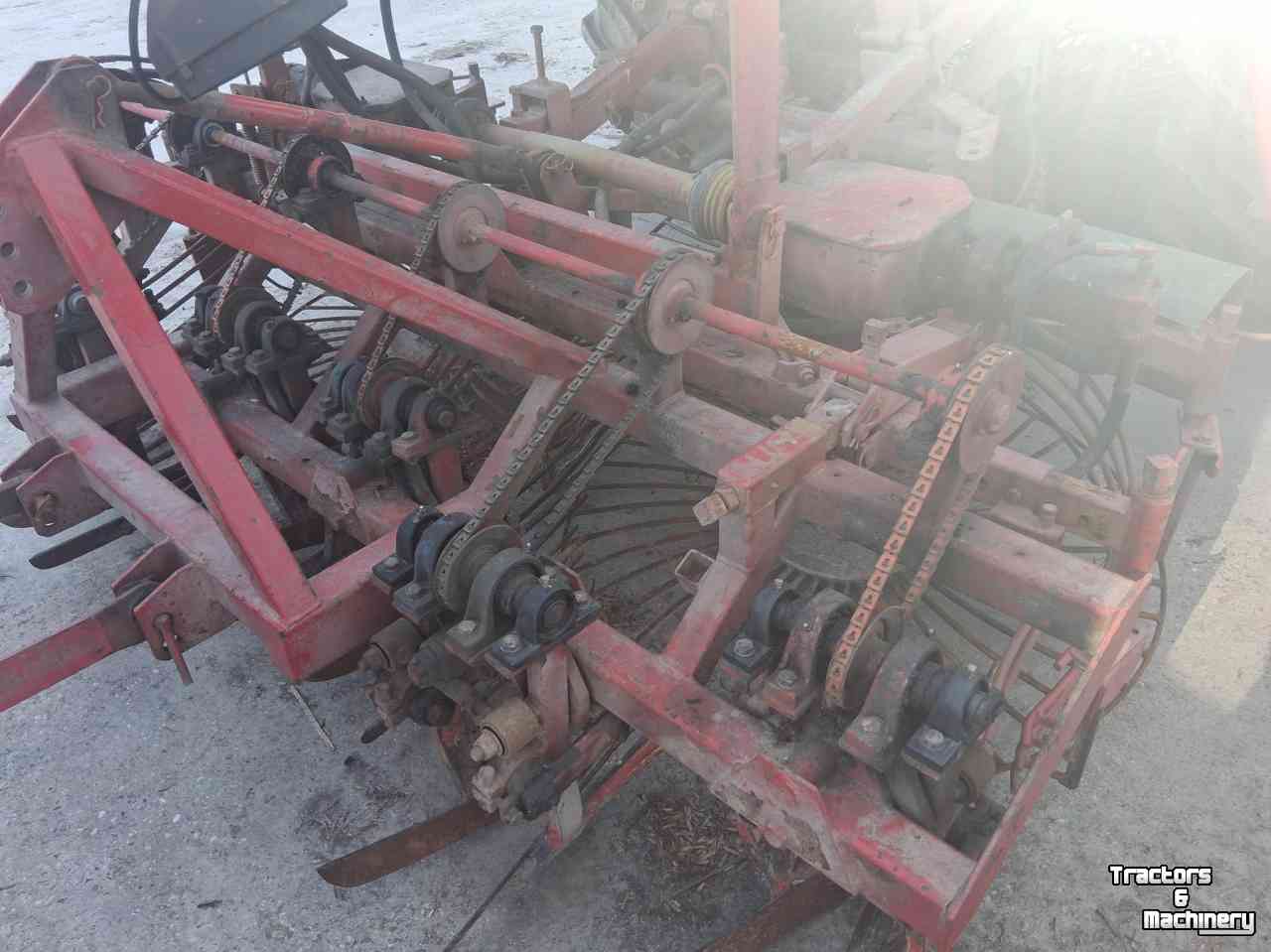 Sugar beet harvester Riecam RBM 23O MET AXIAALSET