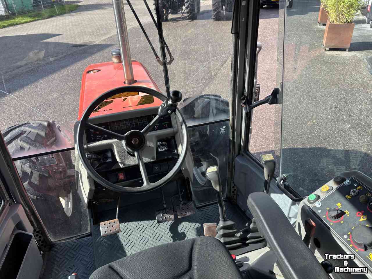 Tractor Massey Ferguson 3085 16x16 speedshift buffel