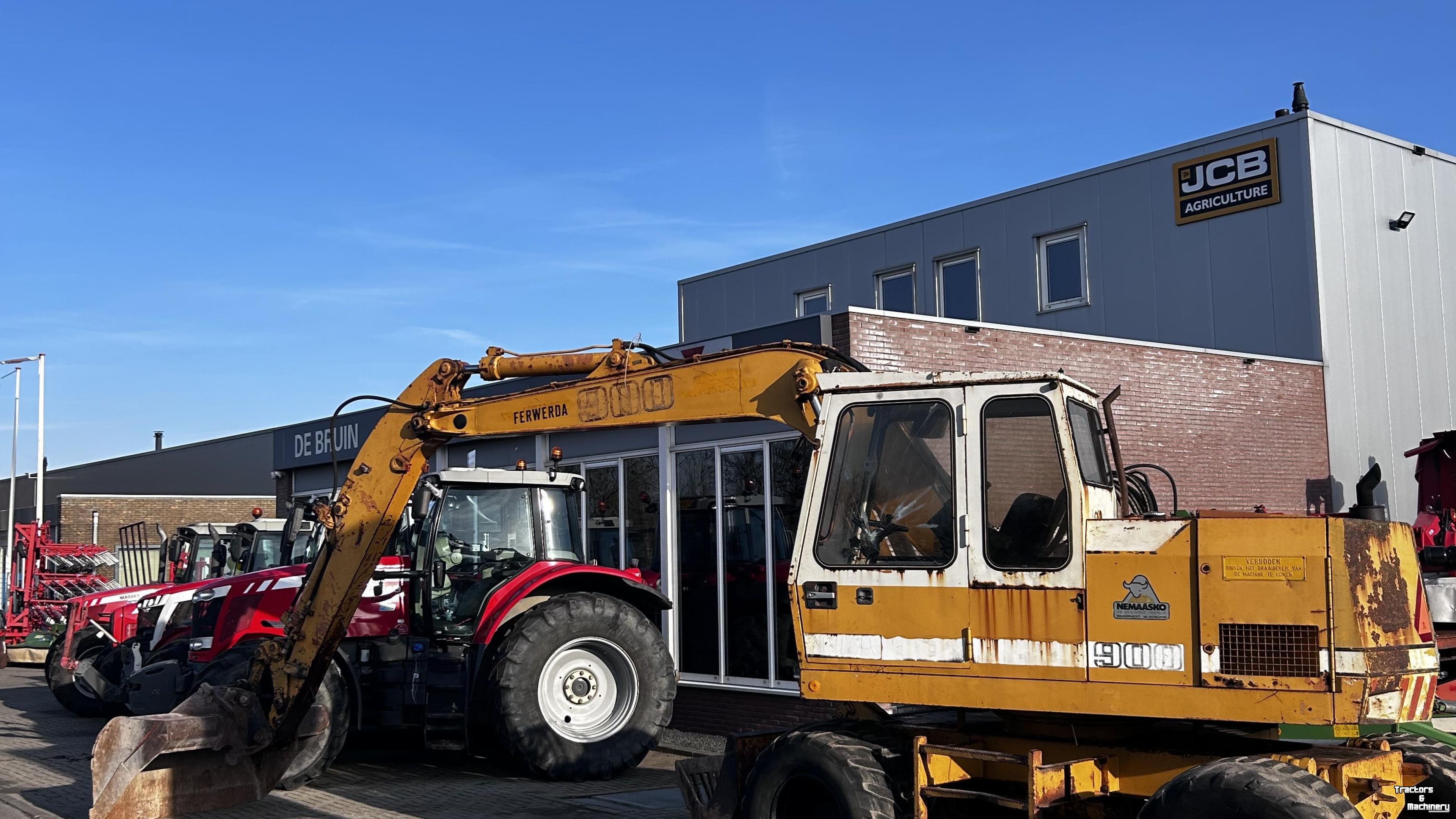 Excavator Liebherr 900