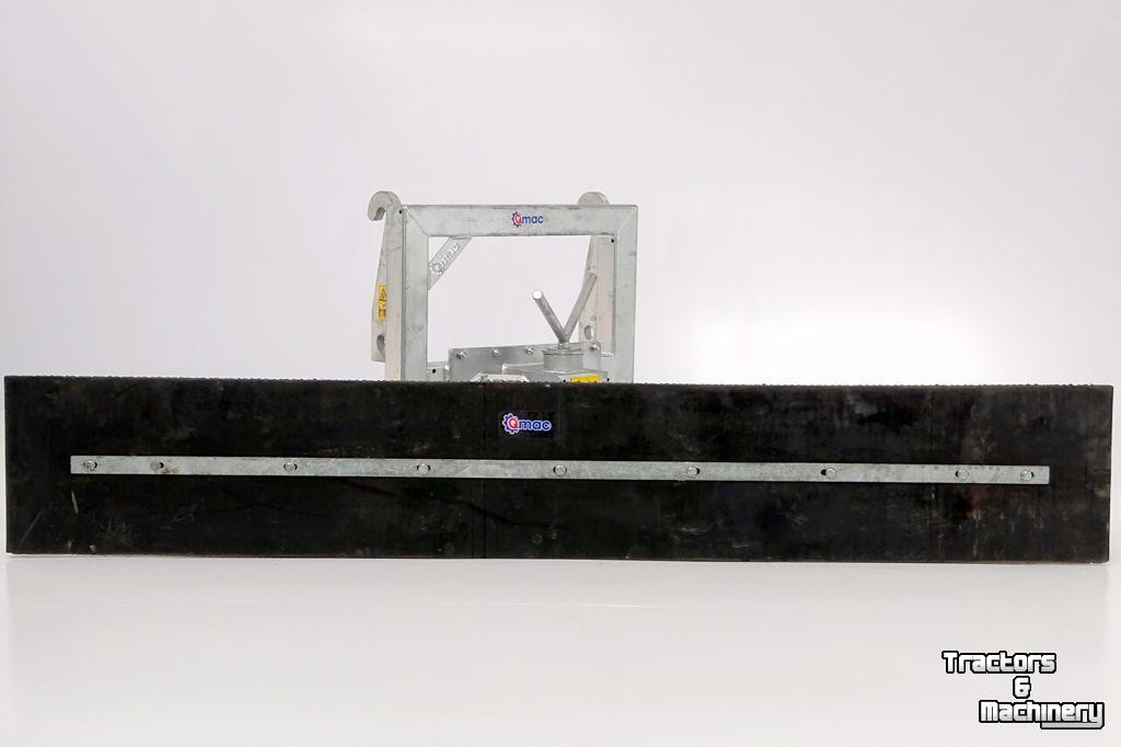 Rubber yard scraper Qmac 240 MECH SCHUIN WEIDEMANN HAAK