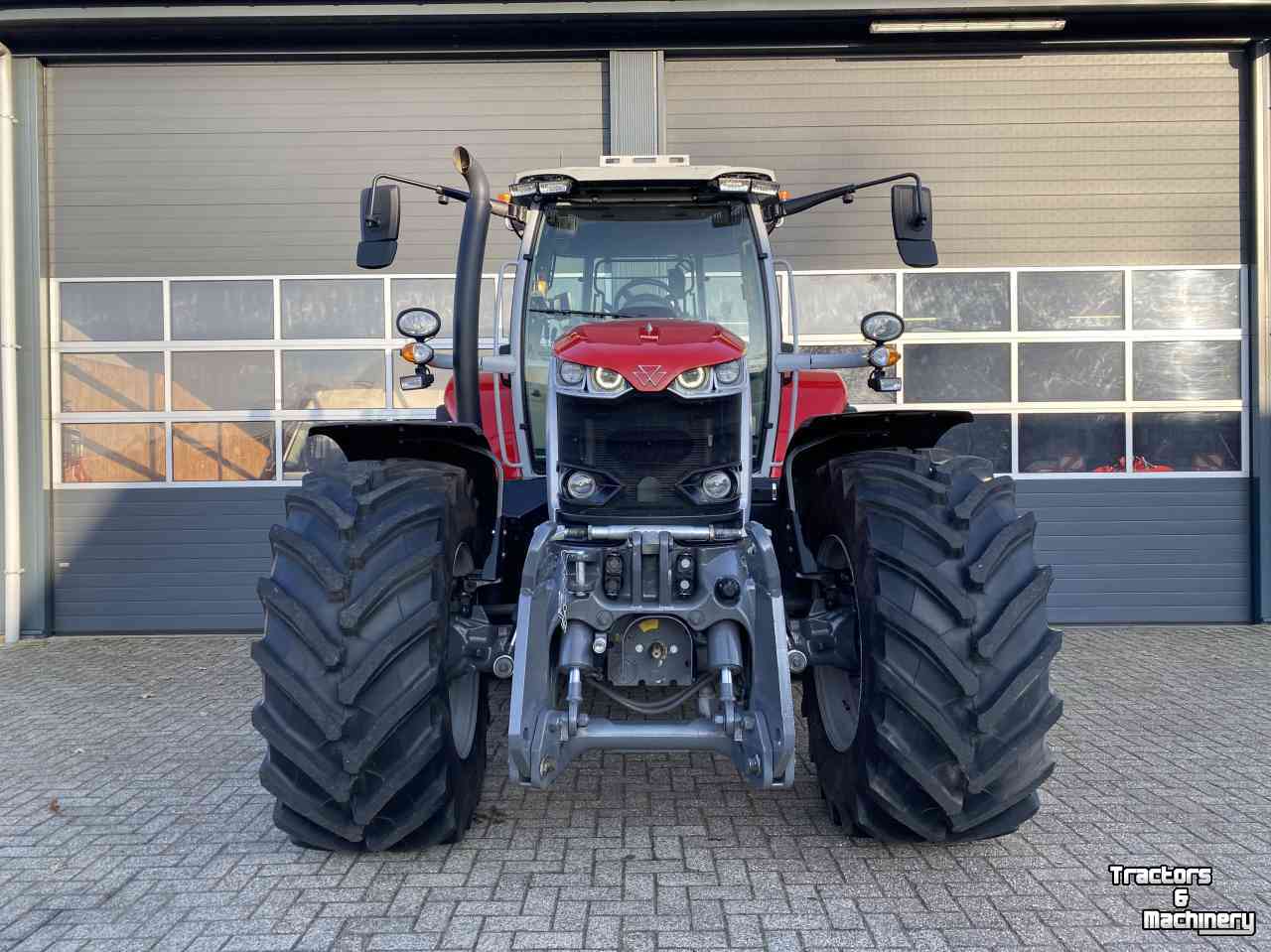 Tractor Massey Ferguson 7s.210 DynaVT Efficient