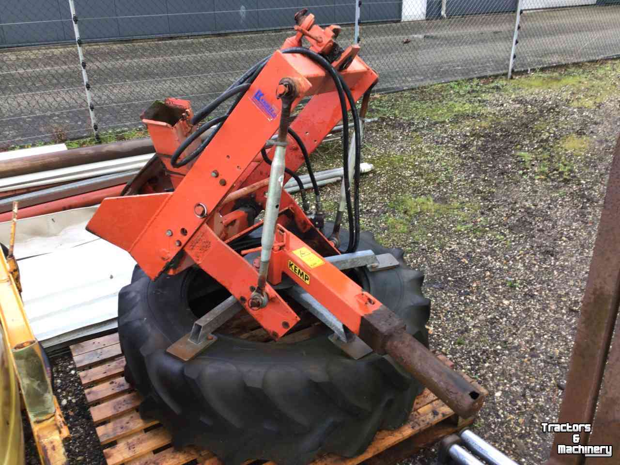 Feed sweeper wheel Kemp Voerband veger