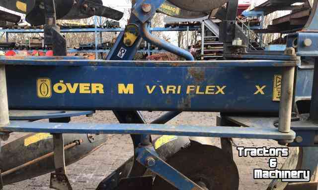 Ploughs Overum Variflex 4-schaar wentelploeg