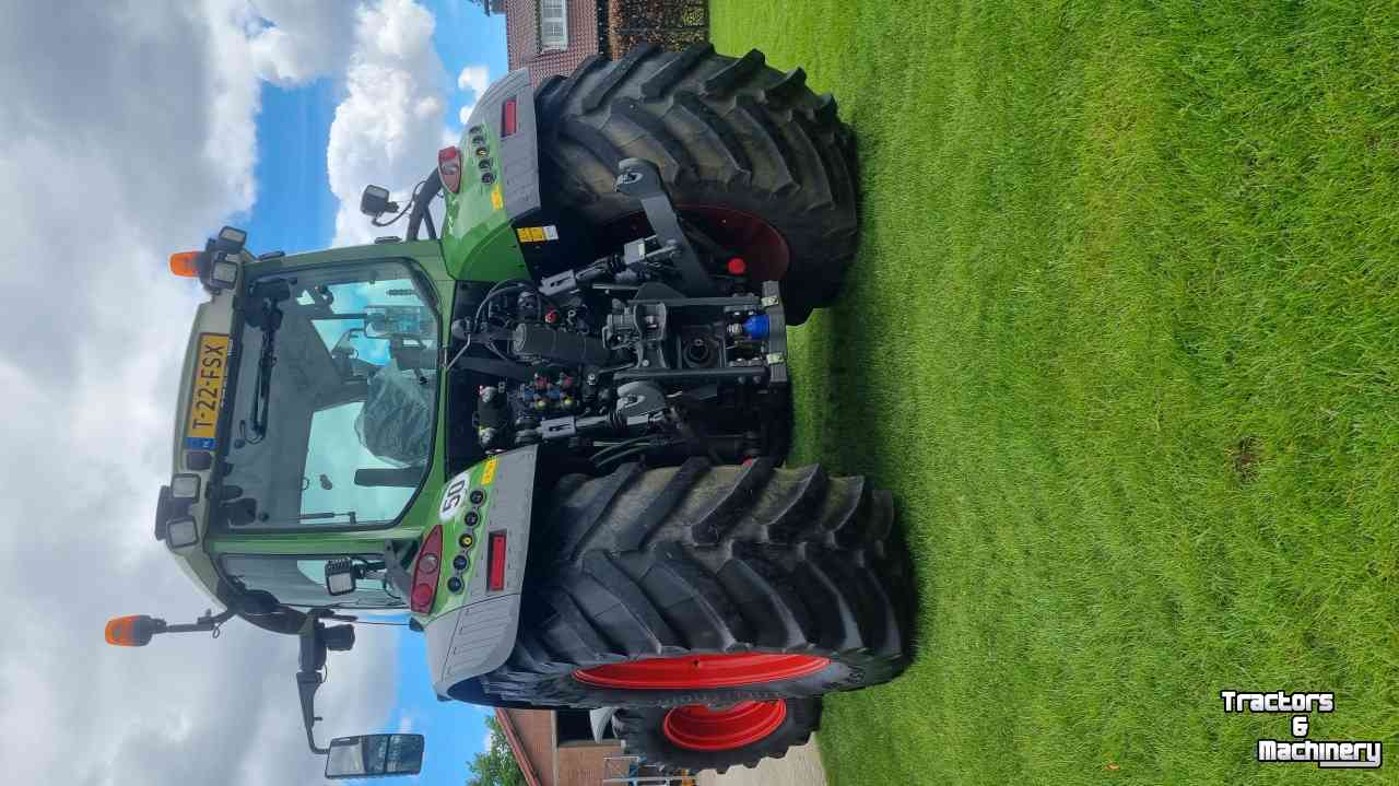 Tractors Fendt 516 S4 Profi plus, dealer onderhouden, jong gebruikt!