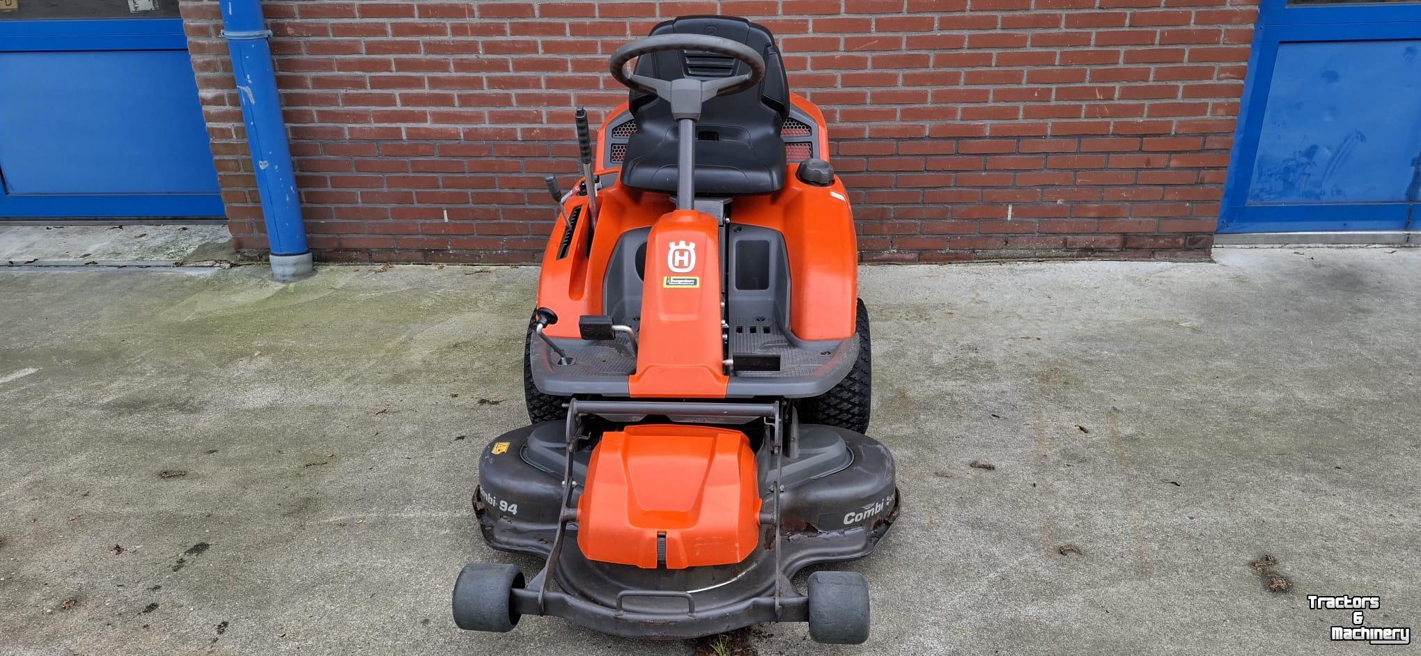 Ride-on mower Husqvarna R216