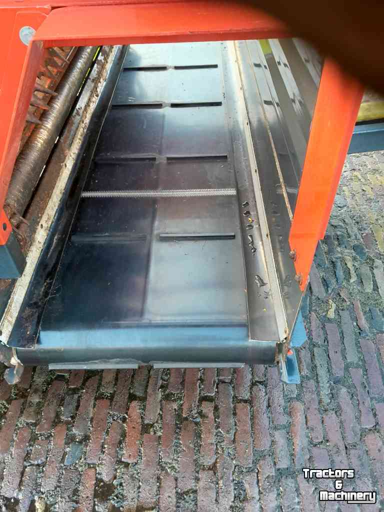 Silage-block distribution wagon Schuitemaker AMIGO 20S