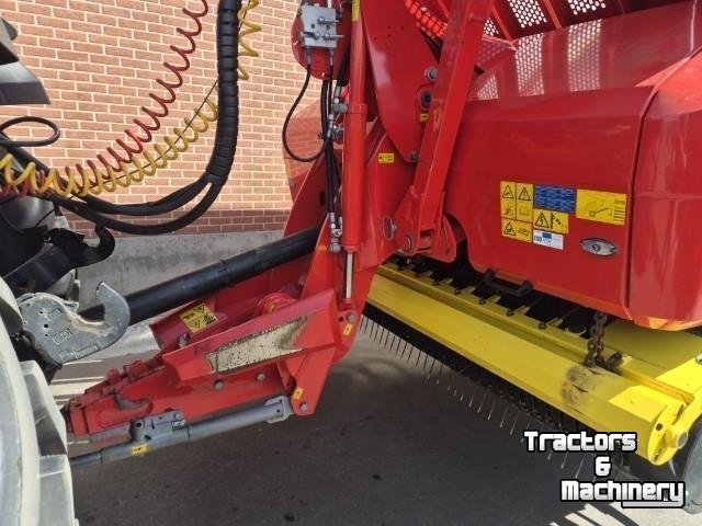 Self-loading wagon Pottinger Jumbo 7400