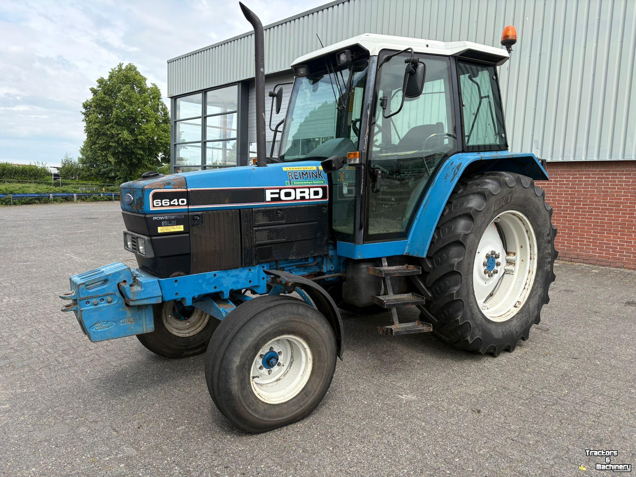 Tractor Ford 6640SLE