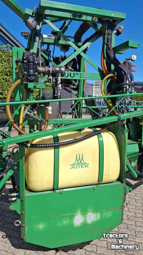Other tree cultivation equipment and accessories  Jutek Easytrak 35