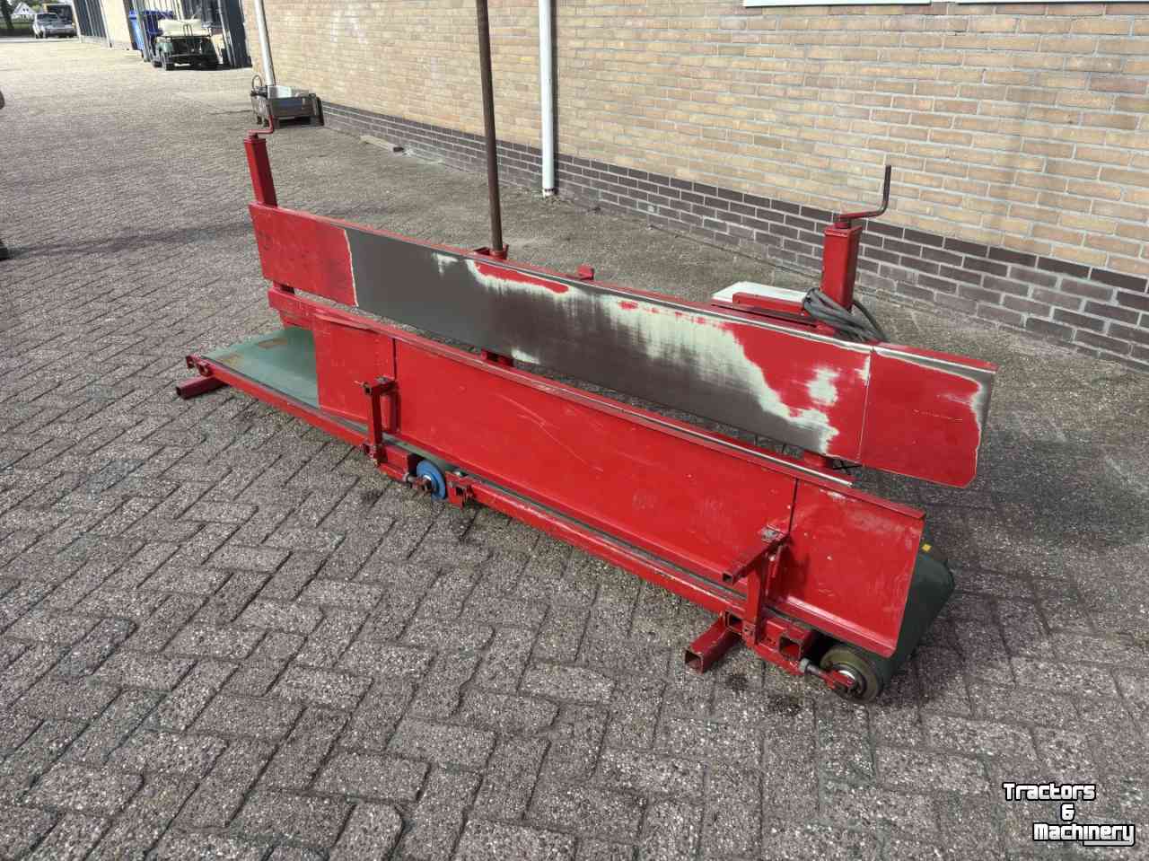 Other conveying equipment and accessories De Lignie Naaiband