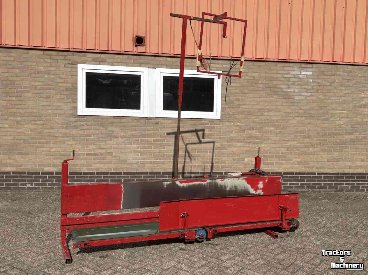 Other conveying equipment and accessories De Lignie Naaiband