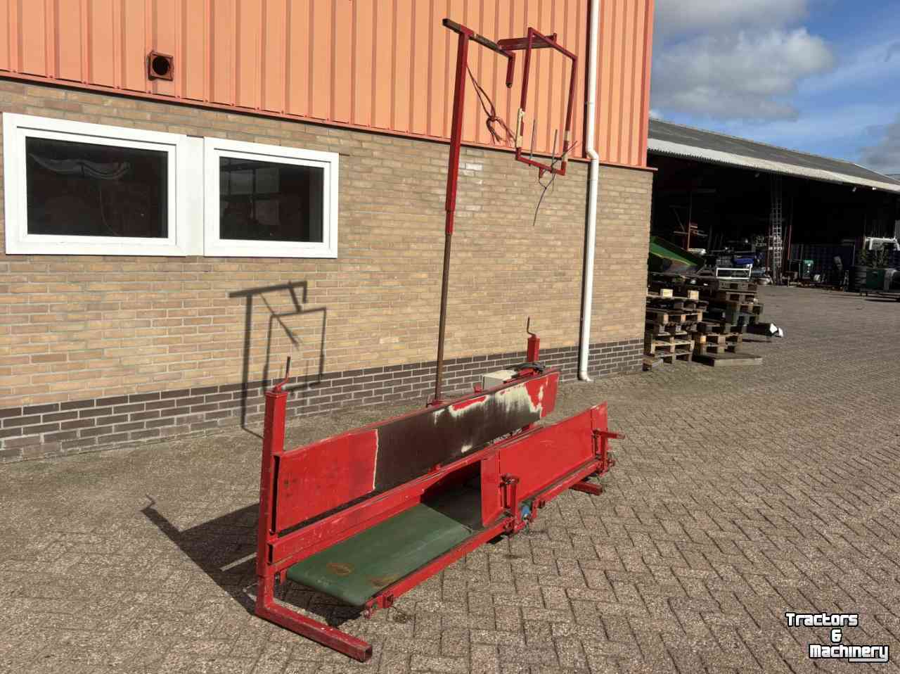 Other conveying equipment and accessories De Lignie Naaiband