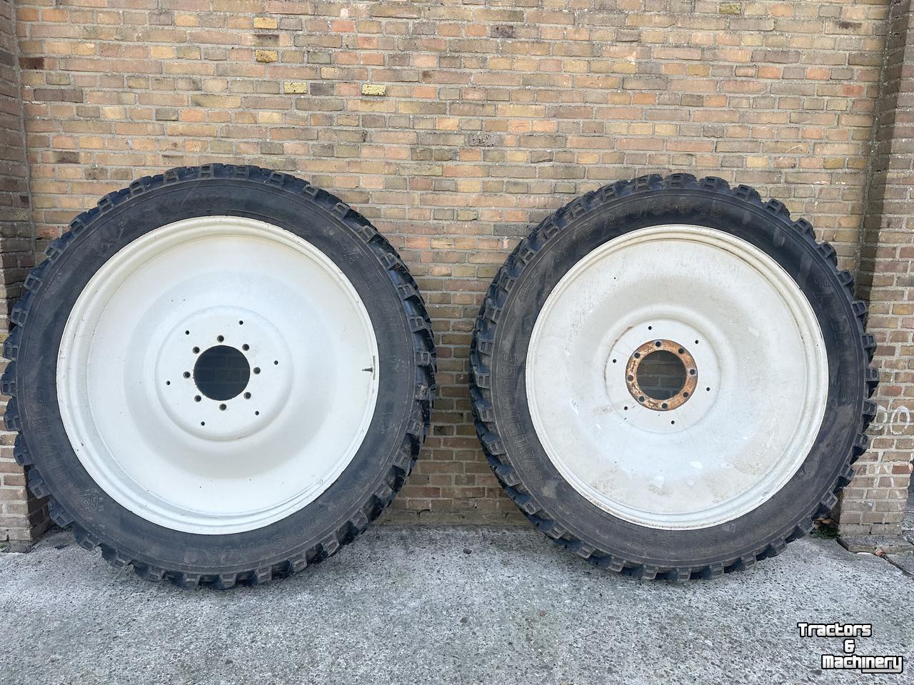Wheels, Tyres, Rims & Dual spacers Alliance VF 270/95R48