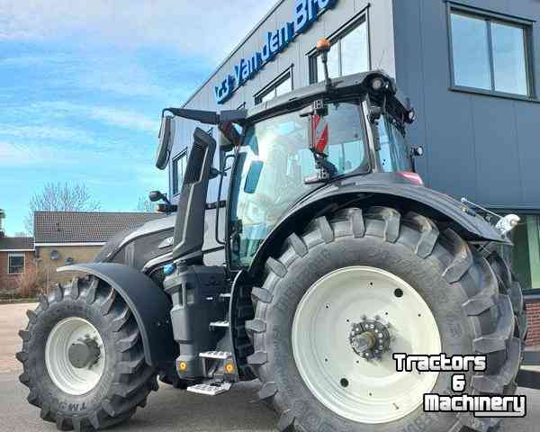Tractors Valtra Q305 Direct Tractor Traktor