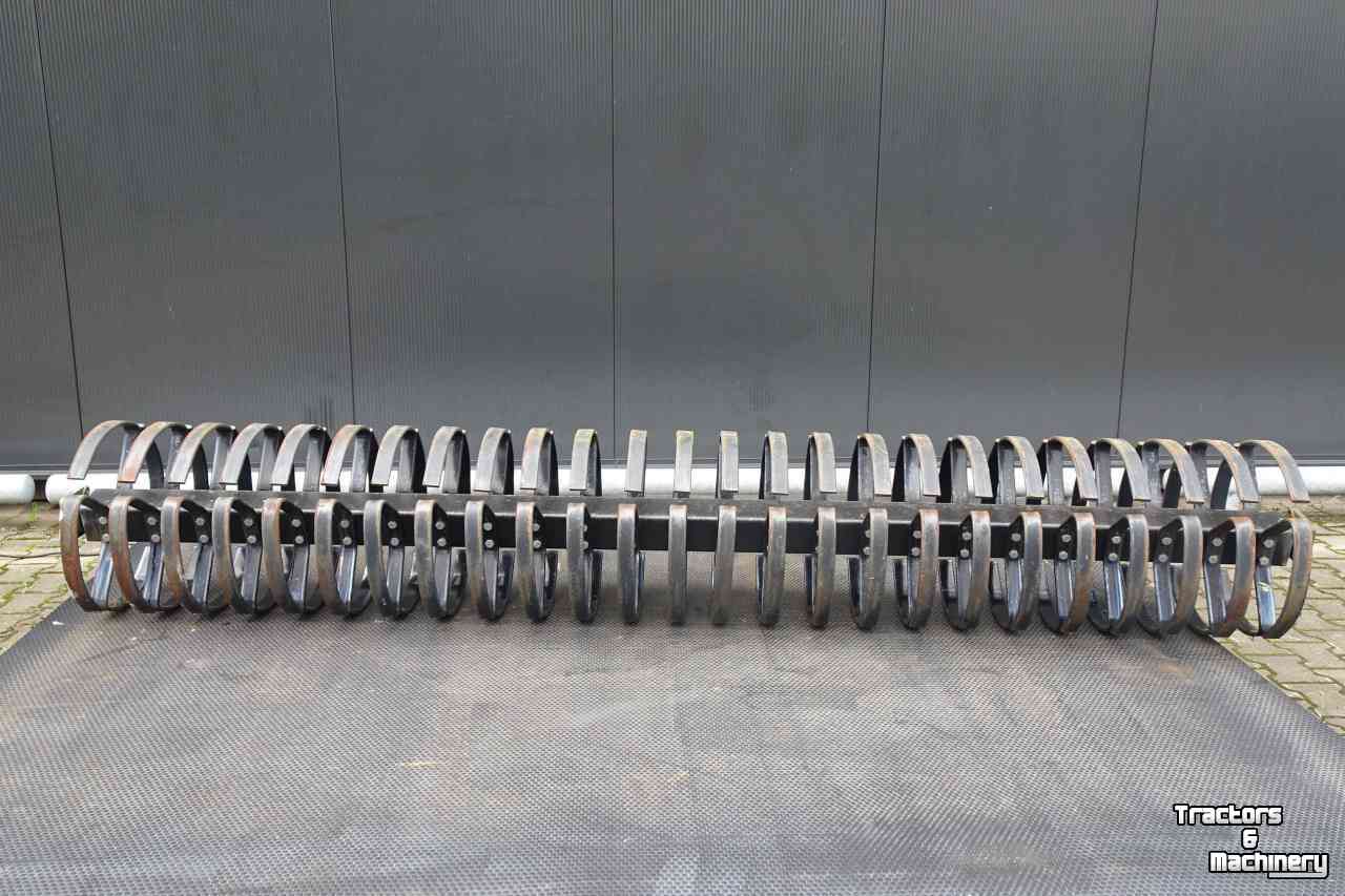 Disc harrow Hofstede springring veerring flexring  verkruimelrol rol roller schijveneg
