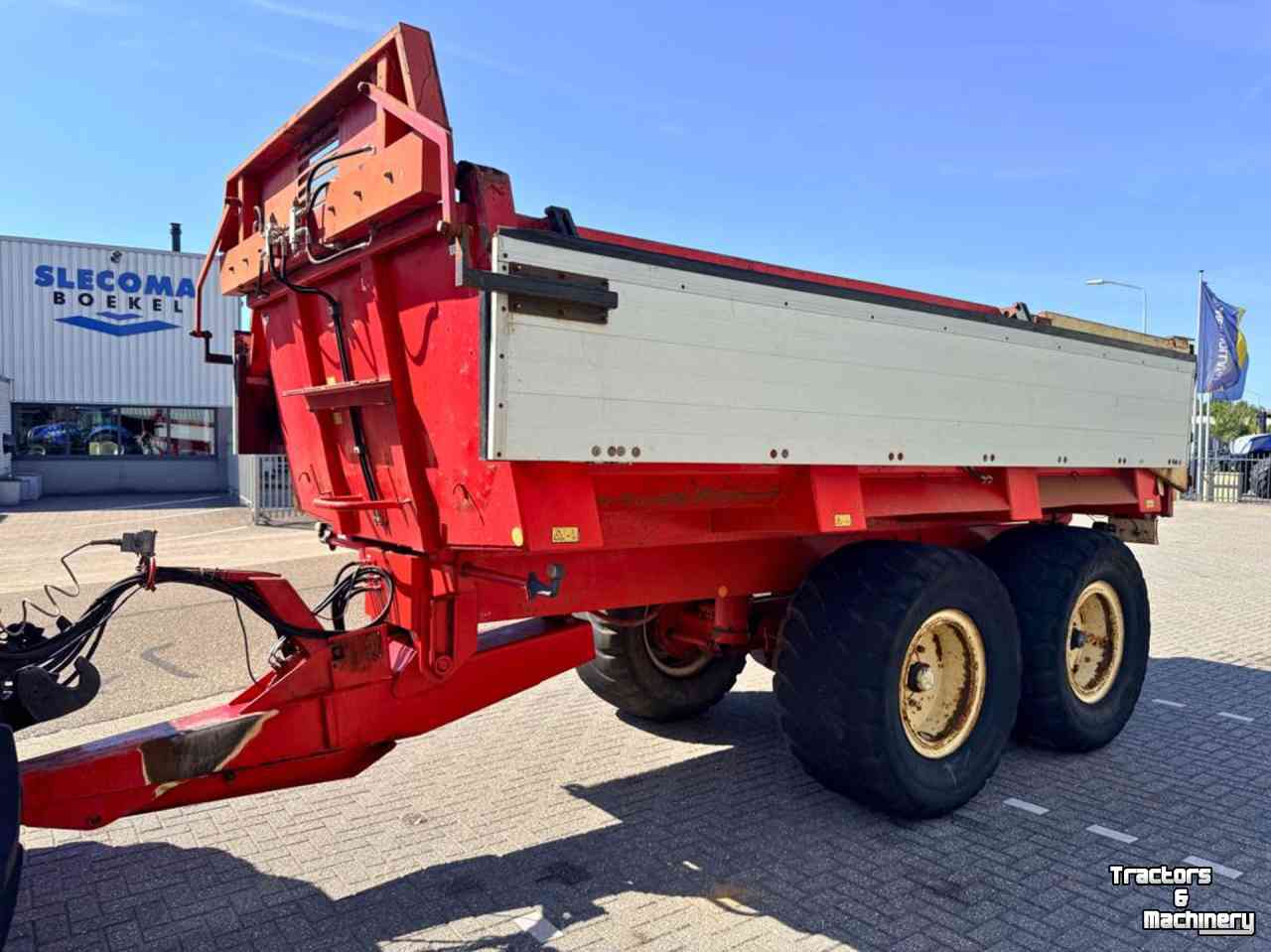 Earth- / Sand-dumper Beco Gigant 200 Zandkipper