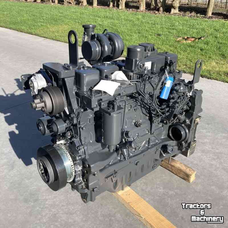 Engine FPT 87318900R Motor FPT F4CE9684K*J