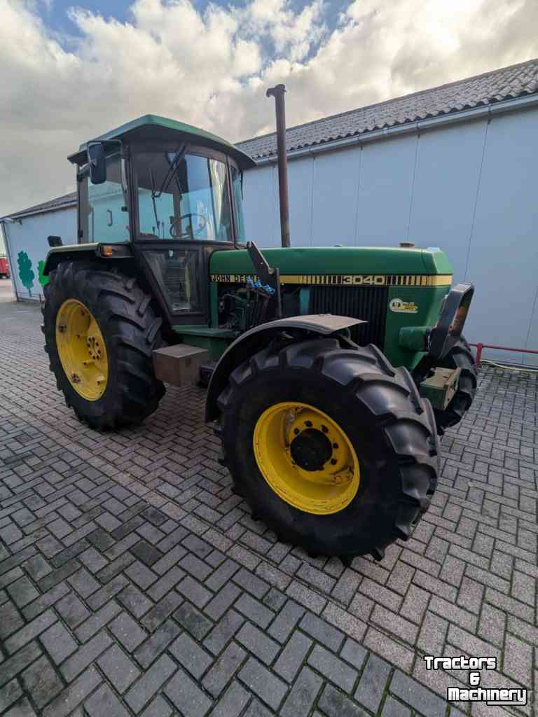 Tractor John Deere 3040