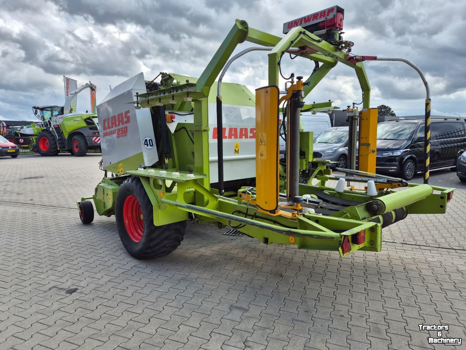 Balers Claas Rollant 250 Uniwrap