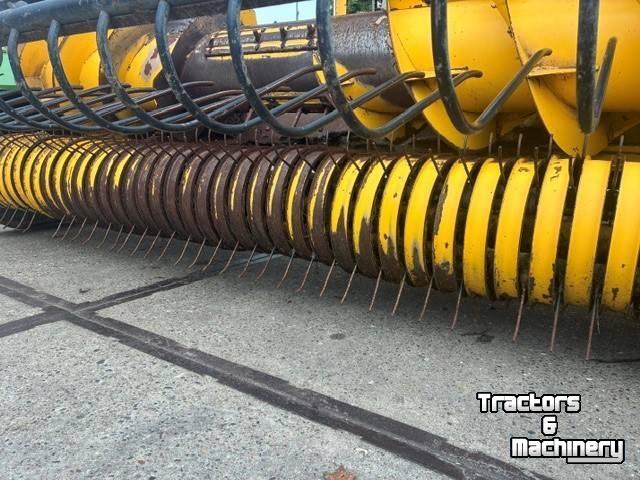 Pick-up New Holland Graspickup