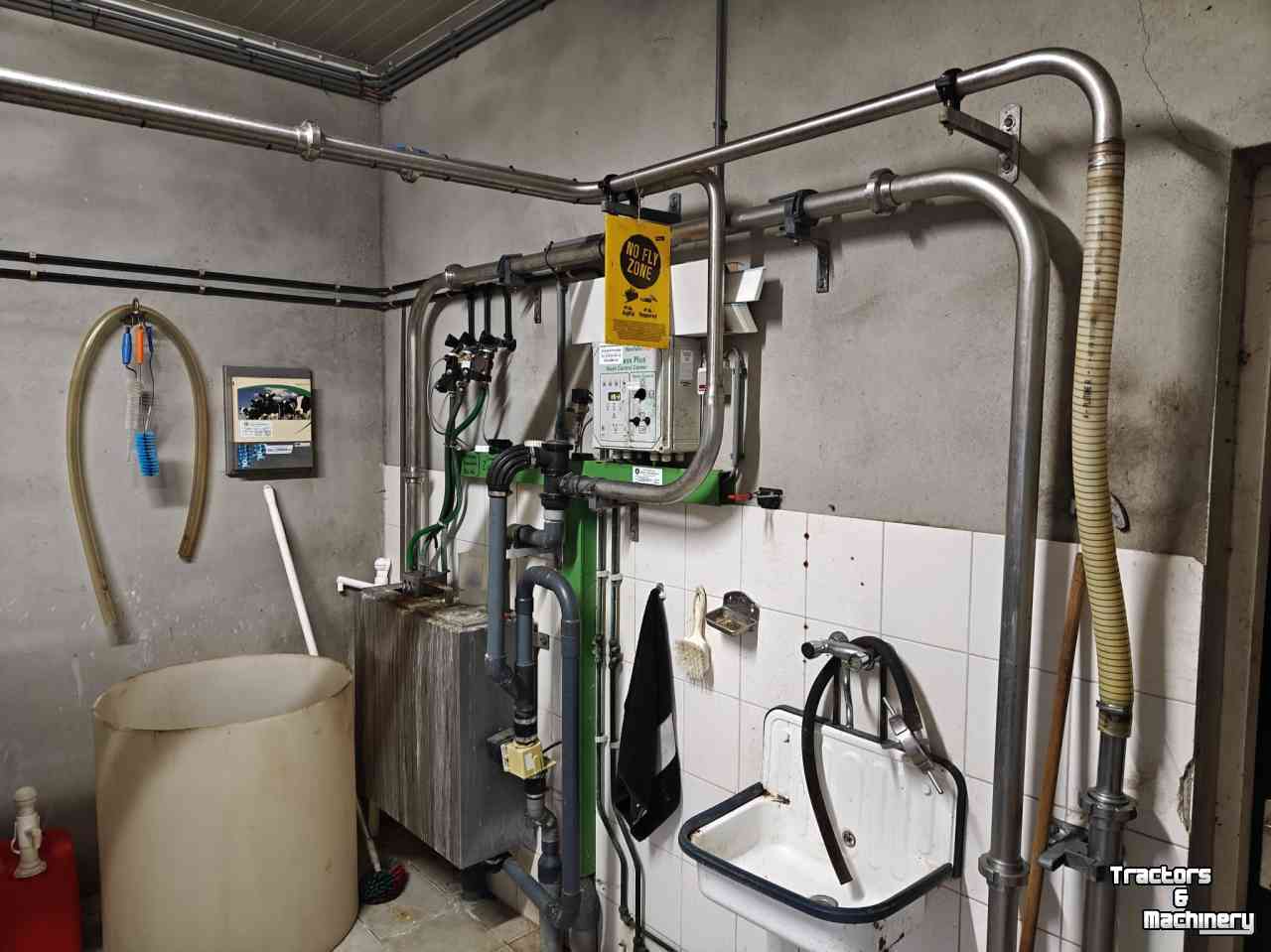 Milking installation GEA 2X12 RAPID EXIT