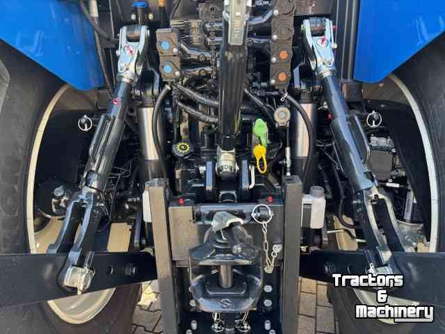 Tractor New Holland T6.145 AC