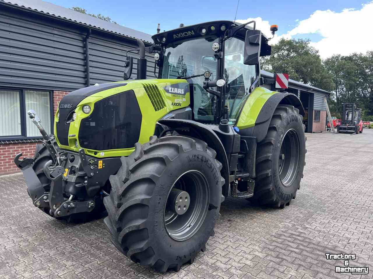 Tractor Claas Axion 870