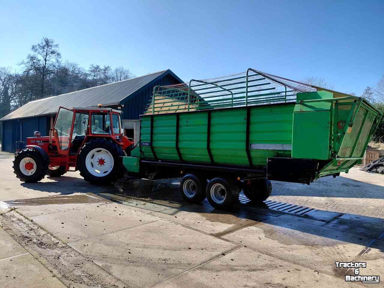 Self-loading wagon Deutz-Fahr F 570