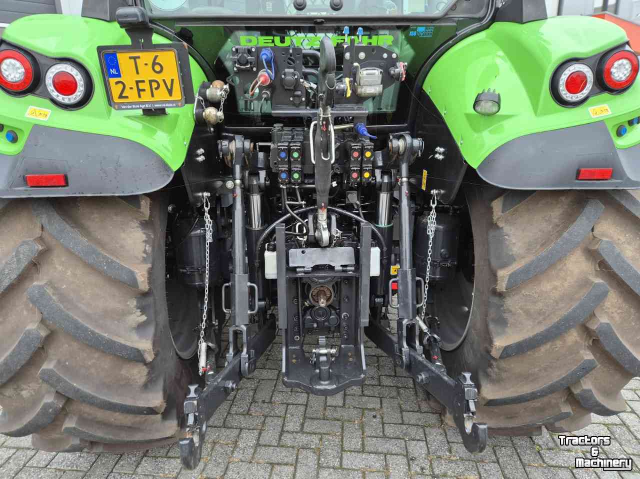 Tractor Deutz-Fahr Agrotron 6130.4 RV-Shift