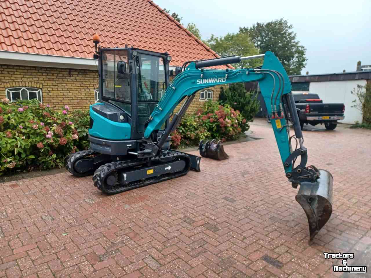 Excavator Sunward SWE25UF