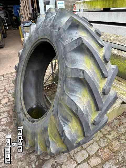 Wheels, Tyres, Rims & Dual spacers Vredestein 16.9 R 34