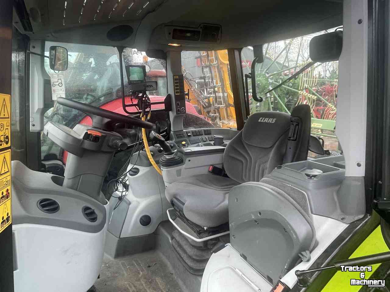 Tractors Claas Arion 410 Panorama CIS