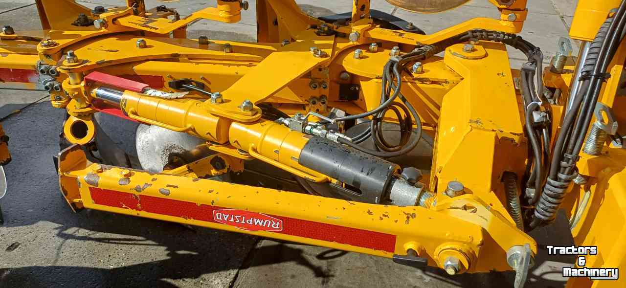 Ploughs Rumptstad Optimus 480. Bj 2018