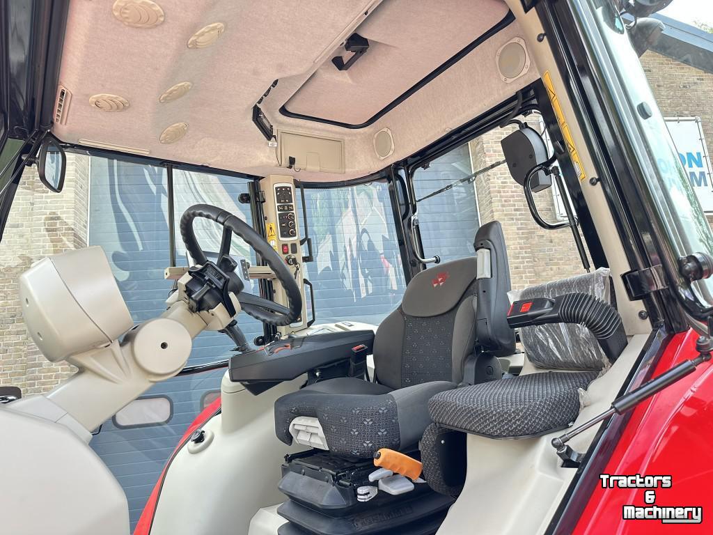 Tractor Massey Ferguson 7715S Eff. Dyna-6