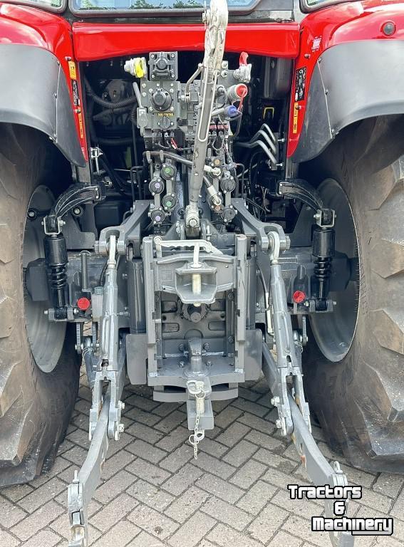Tractor Massey Ferguson 7715S Eff. Dyna-6