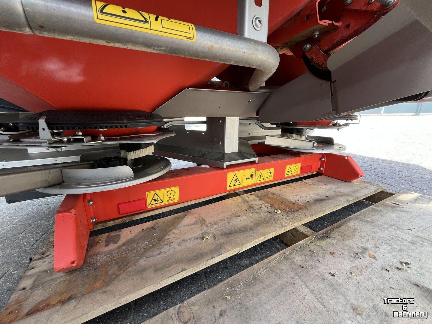 Fertilizer spreader Kuhn AXIS