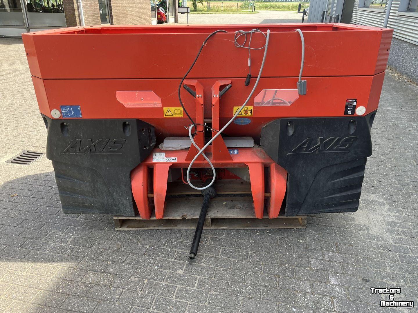 Fertilizer spreader Kuhn AXIS