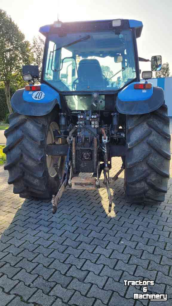 Tractors New Holland TM135